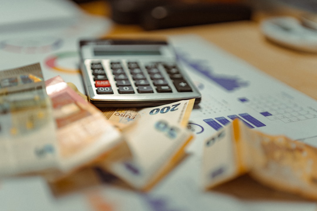 Managing Seasonal Cash Flow Challenges Effectively